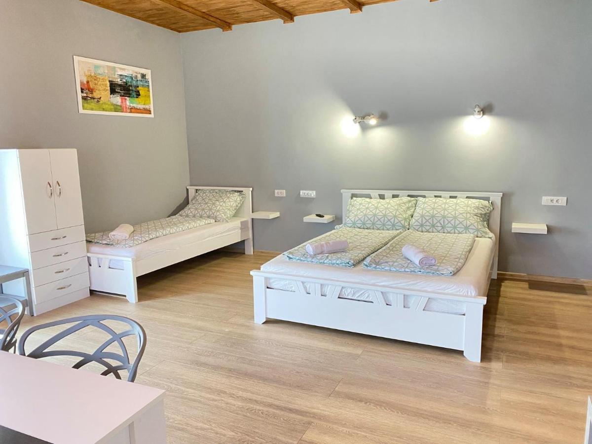 Julia Apartman Pacir Экстерьер фото